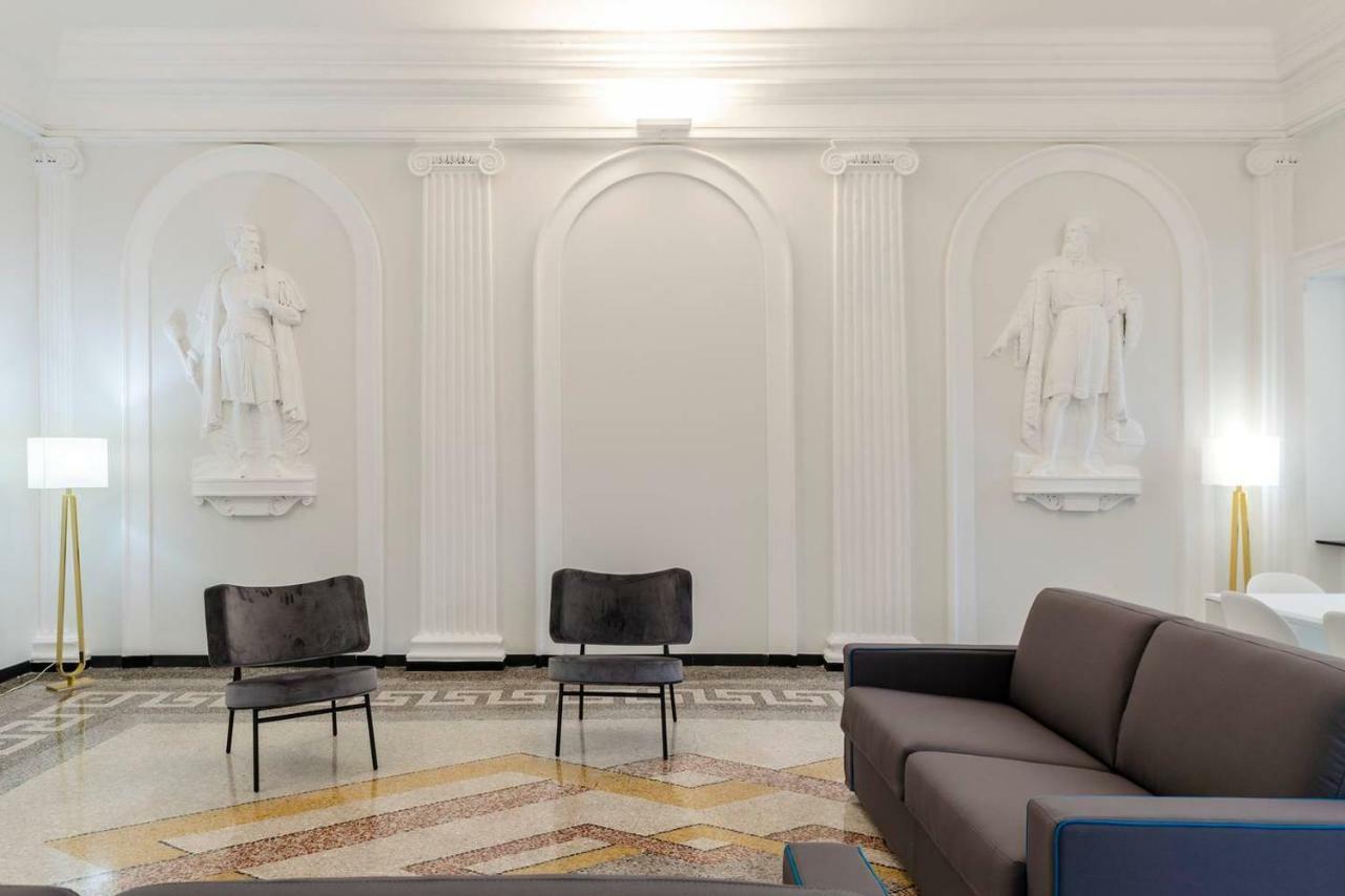 Joivy Elegant Flat For 7, In The Heart Of Genoa Apartment Bagian luar foto