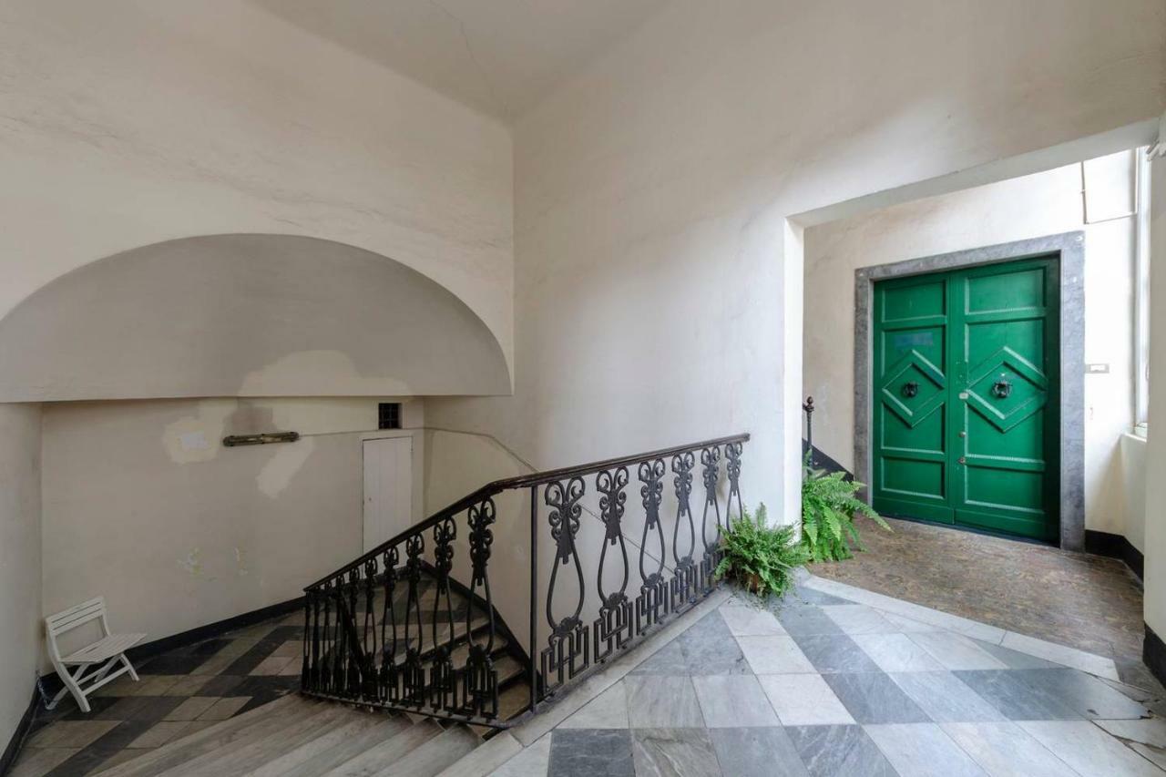 Joivy Elegant Flat For 7, In The Heart Of Genoa Apartment Bagian luar foto