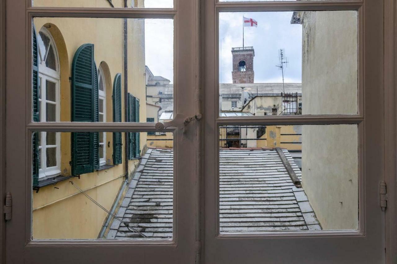 Joivy Elegant Flat For 7, In The Heart Of Genoa Apartment Bagian luar foto