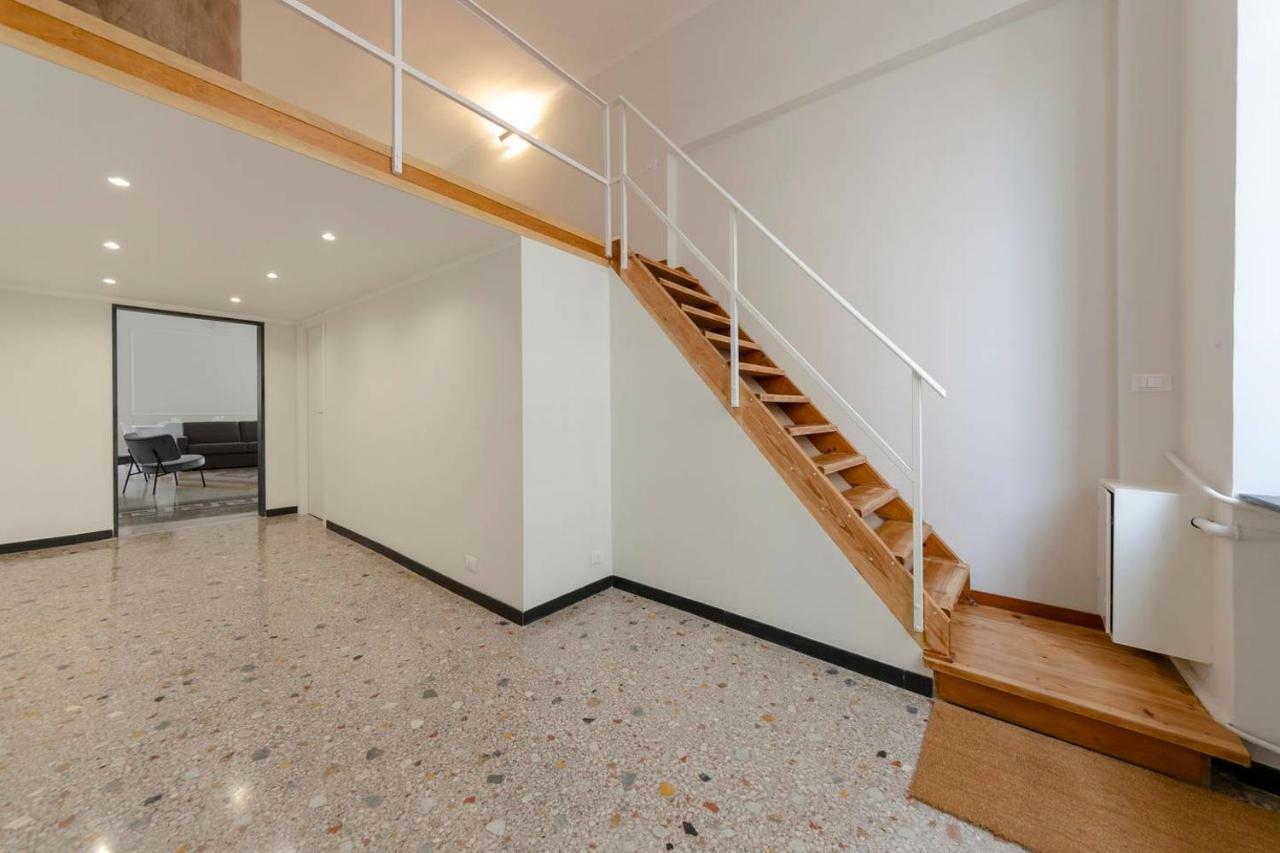 Joivy Elegant Flat For 7, In The Heart Of Genoa Apartment Bagian luar foto